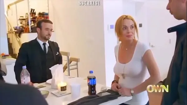 Hiển thị Lindsay Lohan - bouncing boobs Clip mới