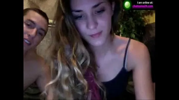 Εμφάνιση MFM Teen Threesome on cam νέων κλιπ