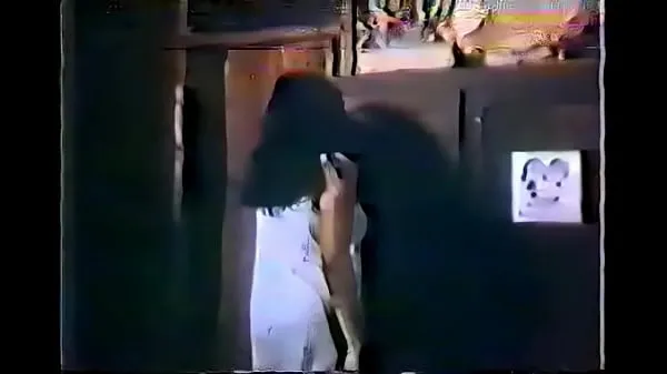 Show Just a wall between 1986 new Clips