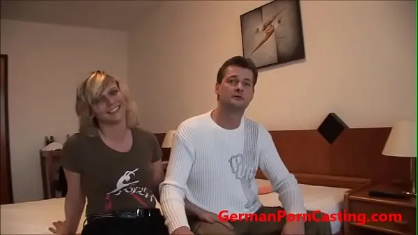 Zobraziť nové klipy (German Amateur Gets Fucked During Porn Casting)
