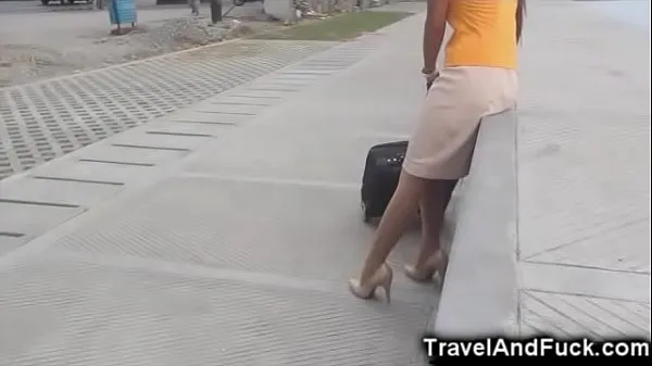 Tampilkan Traveler Fucks a Filipina Flight Attendant Klip baru