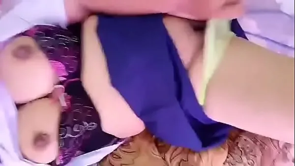 Thai aunty seduceनए क्लिप्स दिखाएँ