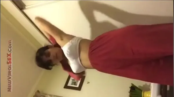 Zobrazit Indian Muslim Girl Viral Sex Mms Video nových klipů