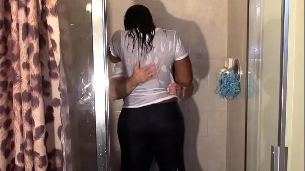 Show Big Black Booty Grinding White Dick in Shower till they cum new Clips