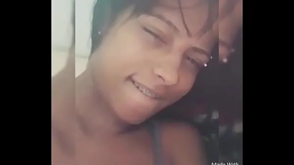 แสดง young girl from the favela dancing naked in the shower คลิปใหม่