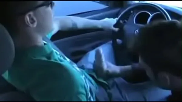 sucking while driving개의 새 클립 표시