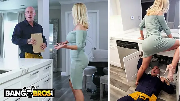 Show BANGBROS - Nikki Benz Gets Her Pipes Fixed By Plumber Derrick Pierce new Clips