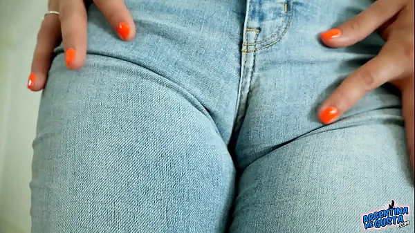 Mostrar Mais INCRÍVEL ASS em jeans apertados e tanga. OH MEU DEUS novos clipes