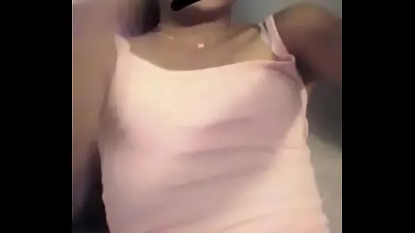Vis 18 year old girl tempts me with provocative videos (part 1 nye klip