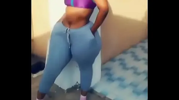 Visa African girl big ass (wide hips nya klipp