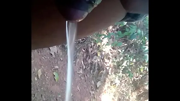 แสดง Tamil boy piss on open place คลิปใหม่