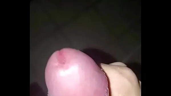 عرض Masturbating from his small penis قصاصات جديدة