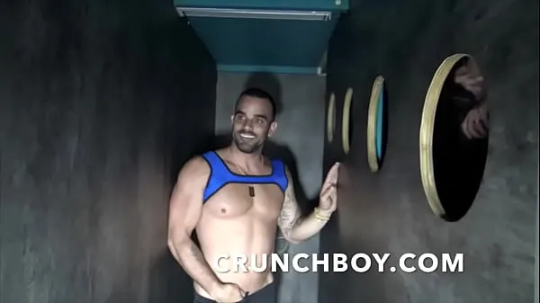 Показать Порнозвезду DAMIEN CROSSE использовали в сауне Glory Holes Sauna Thiers Bordeaux от Top Dominant XXL COCK новых клипов