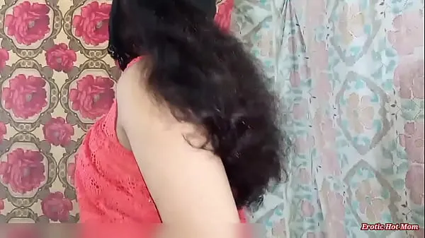 عرض Desi girlfriend dances like a whore in her bedroom قصاصات جديدة