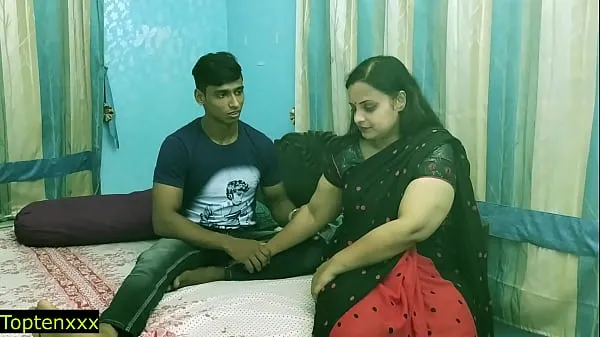Tunjukkan Indian teen boy fucking his sexy hot bhabhi secretly at home !! Best indian teen sex Klip baharu