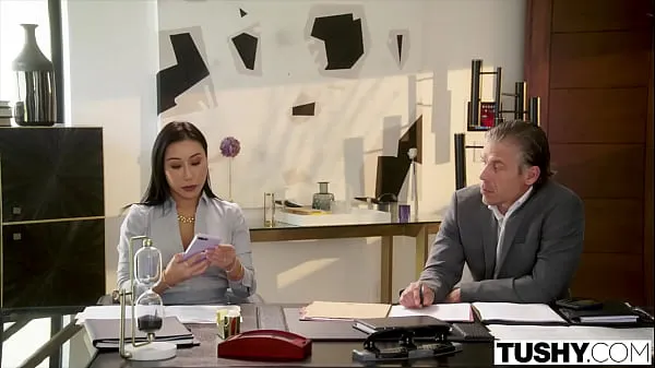 Tunjukkan TUSHY Stunning Nicole Doshi in her exclusive anal debut Klip baharu