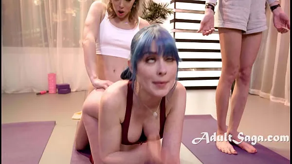 No One Knows Whom The Tranny Yoga Instructor Will Fuck Today개의 새 클립 표시