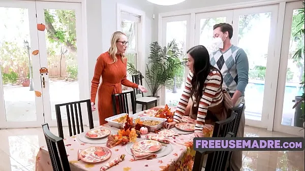 Show Family Differences Sorted Through Freeuse Dinner- Crystal Clark, Natalie Brooks new Clips