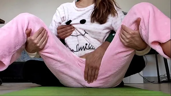 แสดง asian amateur real homemade teasing pussy and small tits fetish in pajamas คลิปใหม่